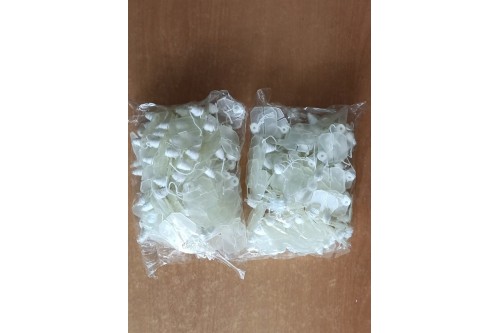 Clip with string, 100/pack